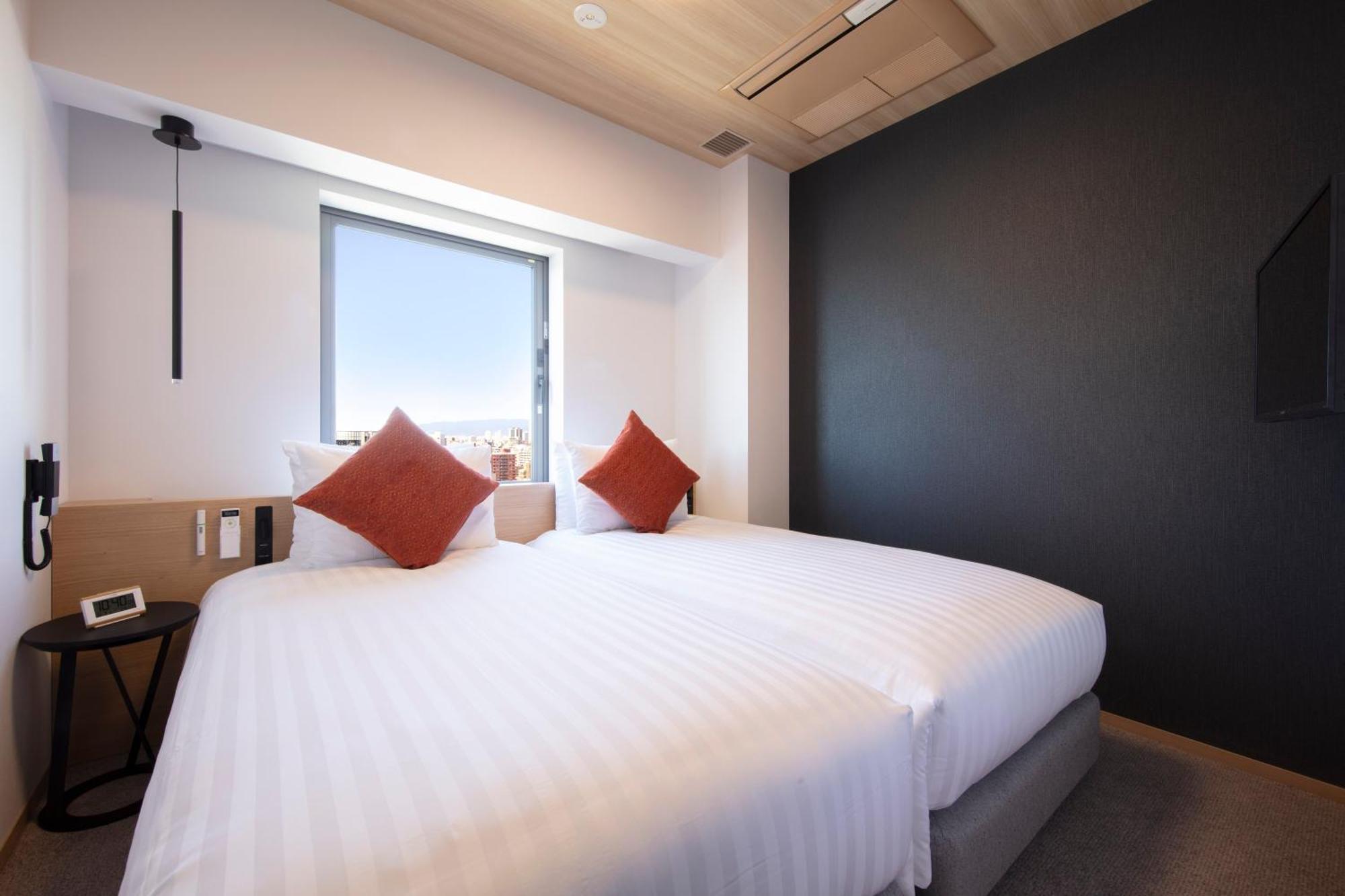 Tokyu Vacations Osaka Midosuji Hotel Bagian luar foto