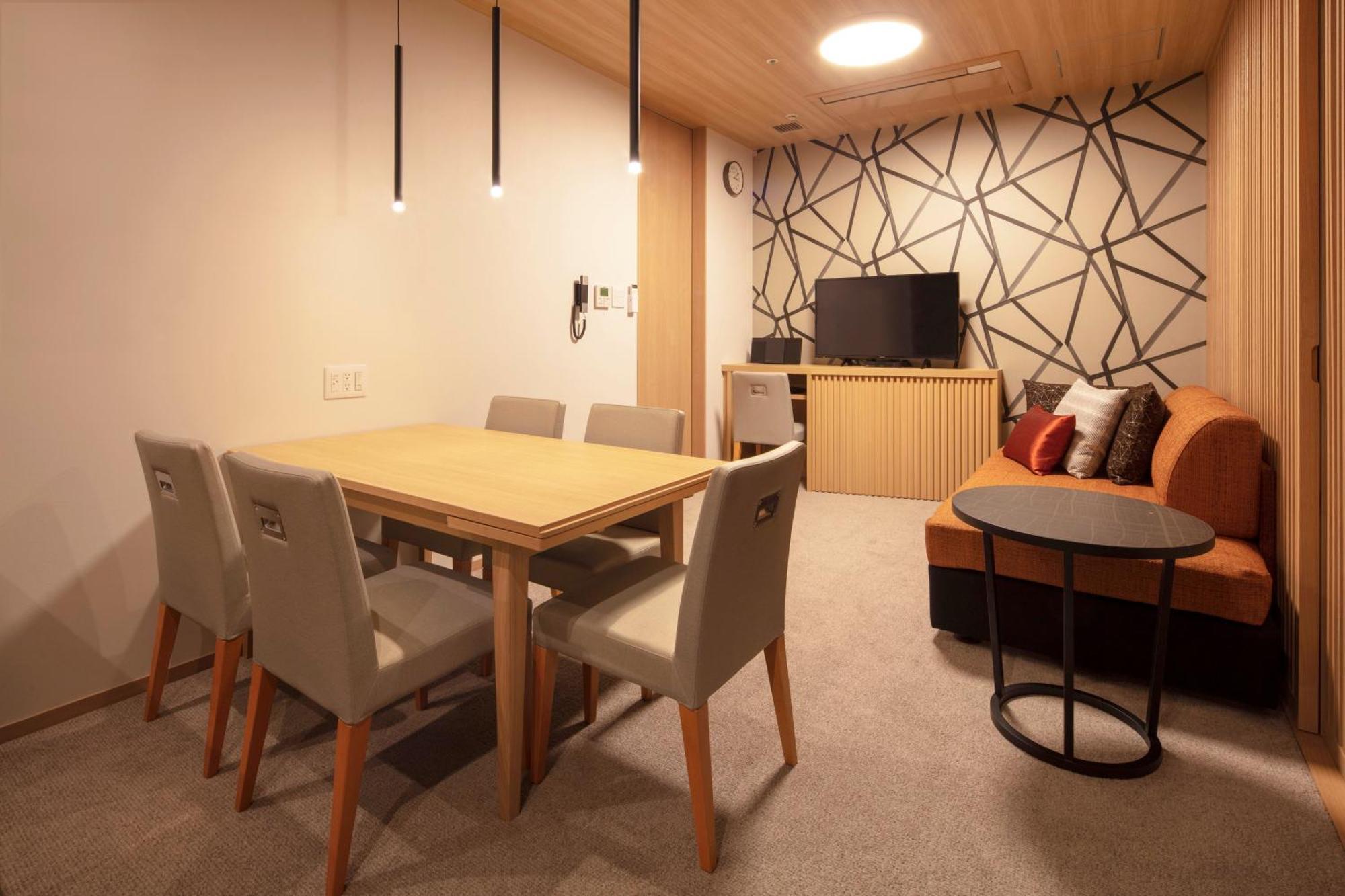 Tokyu Vacations Osaka Midosuji Hotel Bagian luar foto