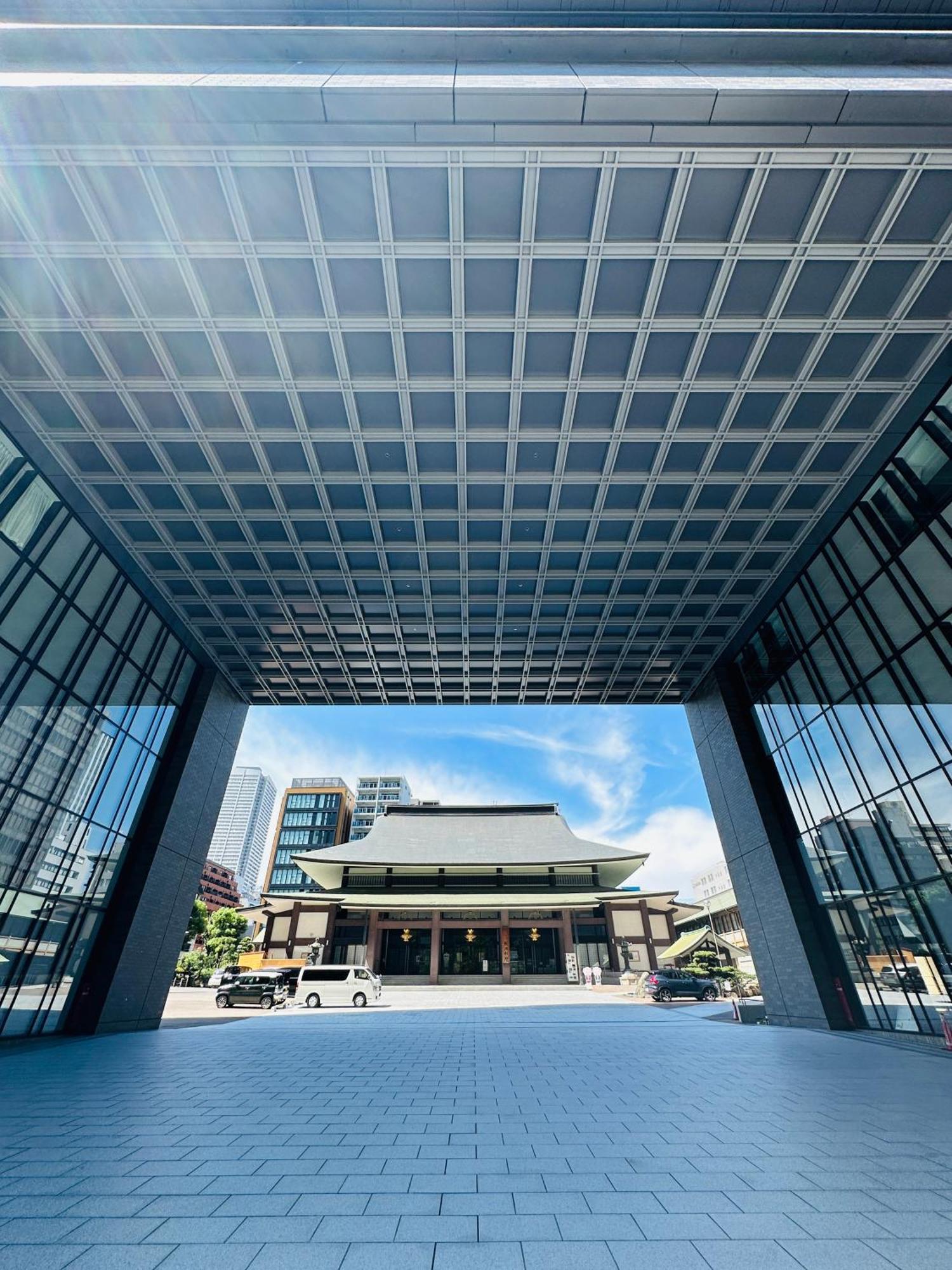 Tokyu Vacations Osaka Midosuji Hotel Bagian luar foto